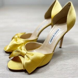 NEW Manolo Blahnik Clausado Satin Bow Peep Toe